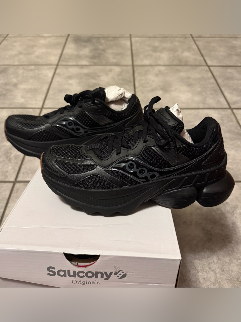 Saucony Grid NXT Running Shoes Triple Black M5/W6.5 Sneakers New